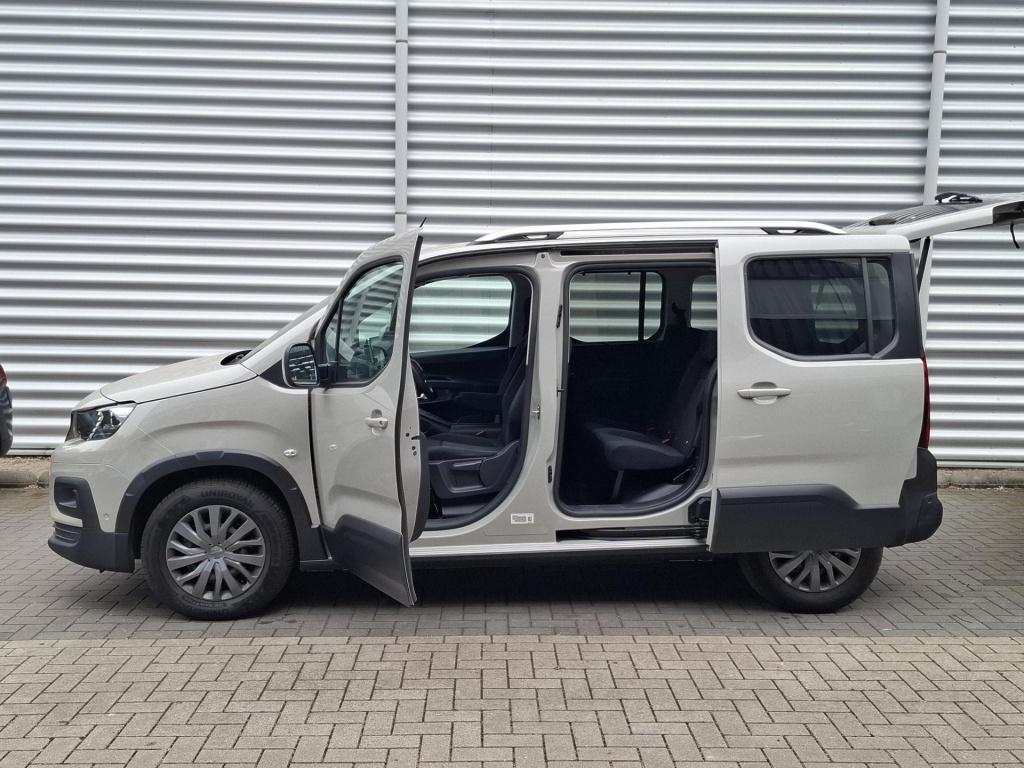 Peugeot Rifter mpv 110 allure navi/cam