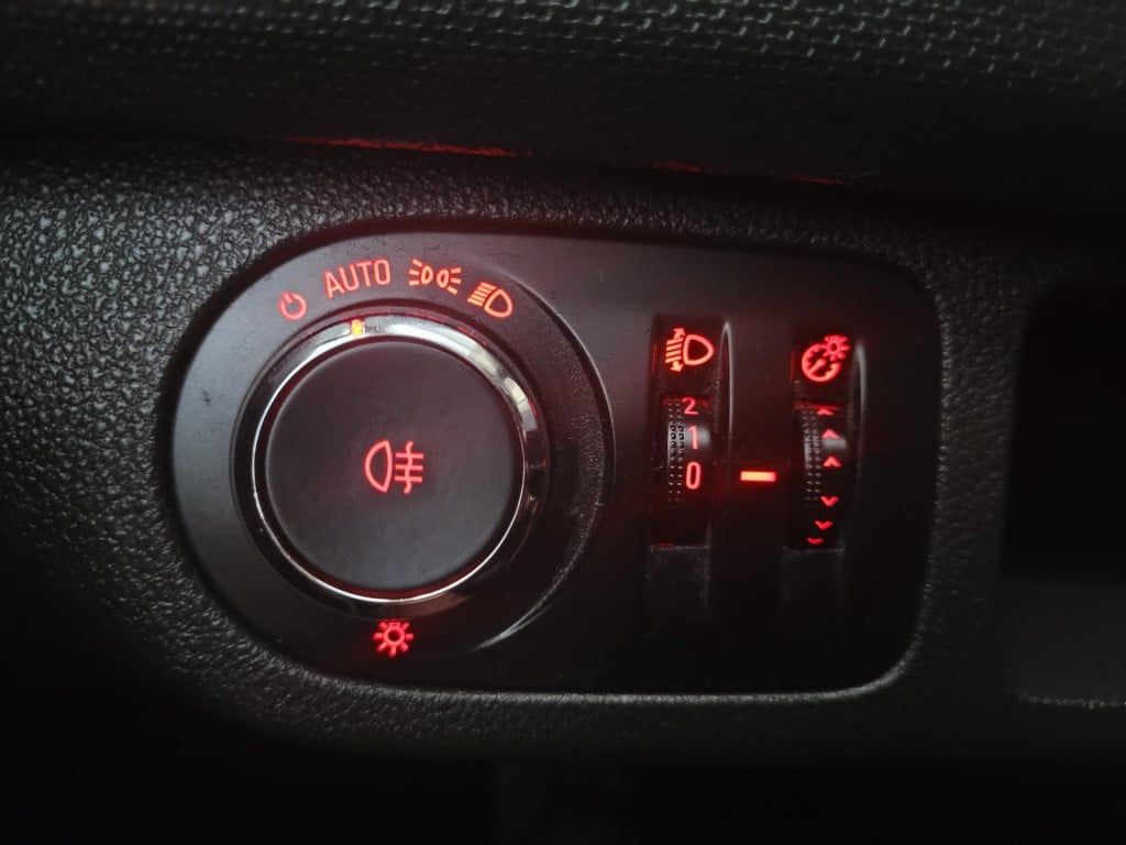 Opel Meriva 1.4 turbo design edition automaat, cruise control, p.sensor, ai