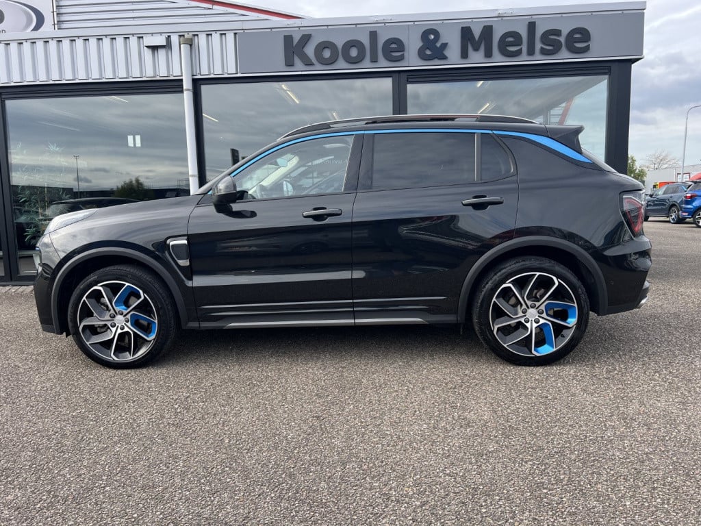 Lynk & Co 01 1.5 261pk plug in hybrid , 360 camera , pano dak , adaptive cc