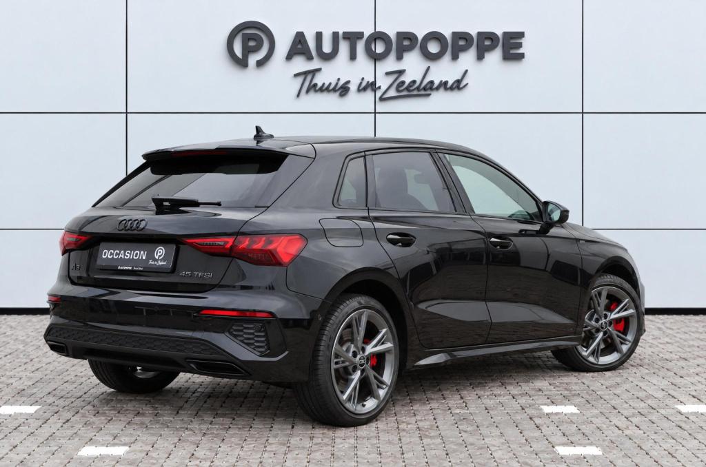 Audi A3 sportback 45 tfsi e s edition competition 245pk s-tronic soh 95%
