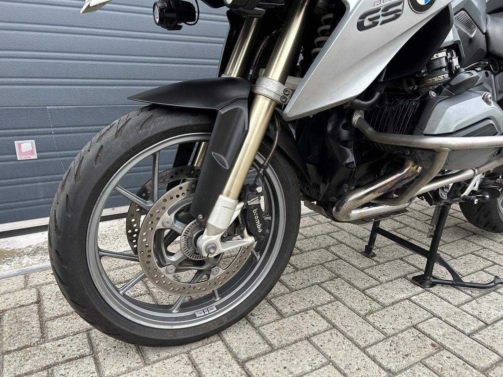 Frisse BMW R1200GS uit 2015 met 76dkm, 1e eig, vario kofferset etc €8995,-