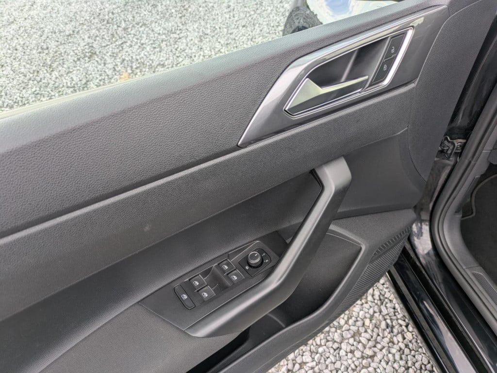 Volkswagen Polo 1.0 tsi highline | adaptieve cruise control | carplay | nav