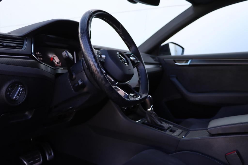 Skoda Superb combi 1.4 tsi iv sportline business 218pk dsg6 | soh 97,2% | m