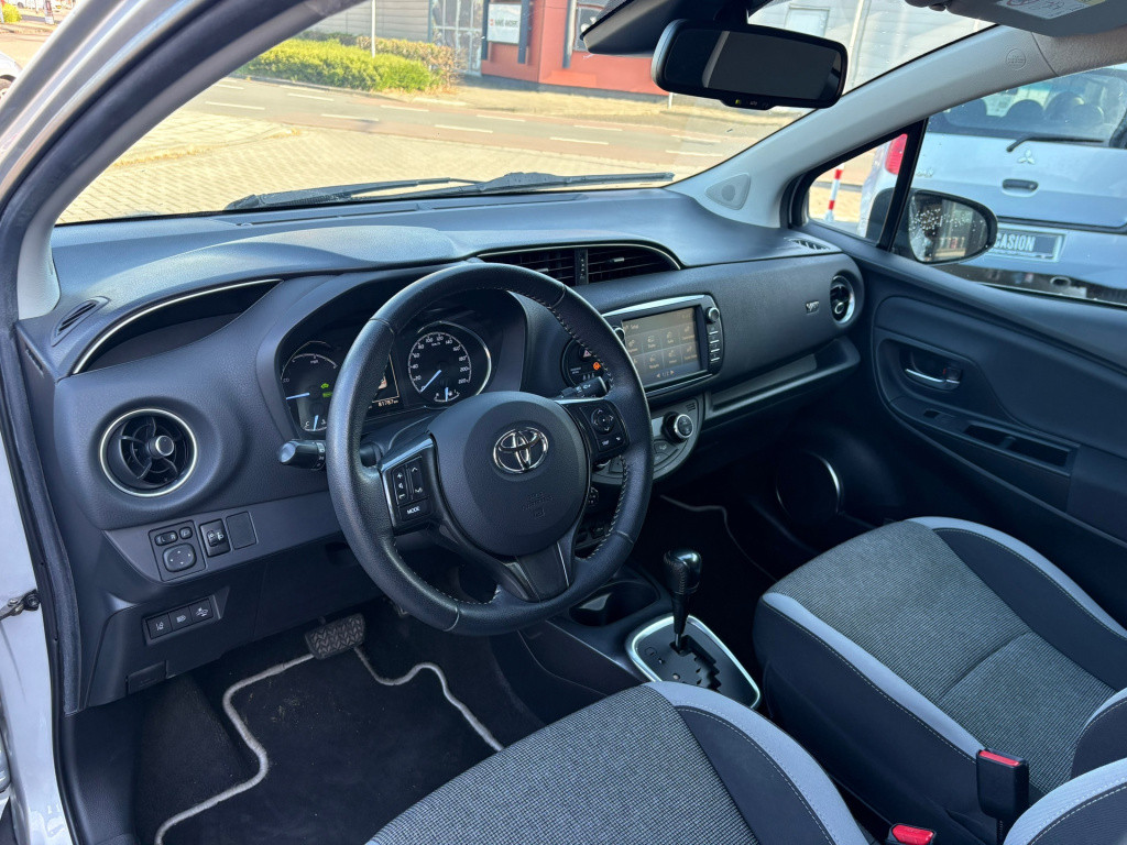 Toyota Yaris 1.5 hybrid y20 exclusive edition