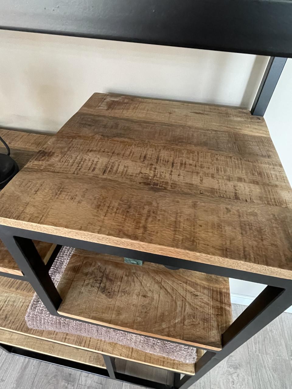 Industrieel mangohouten open vakkenkast