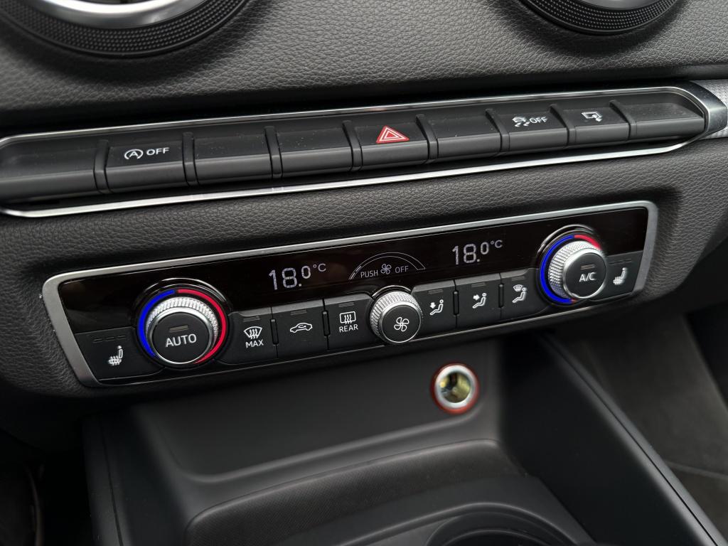 Audi A3 cabriolet 1.8 tfsi ambition pro plus line.
