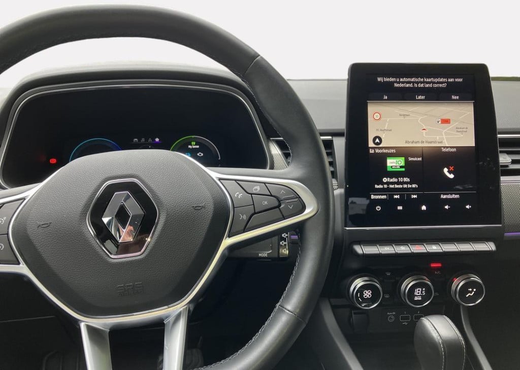 Renault Arkana 1.6 e-tech hybrid 145 techno - trekhaak / all season banden