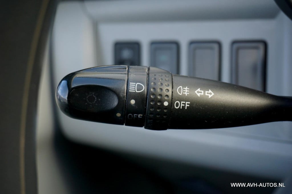 Nissan Pixo 1.0 acenta
