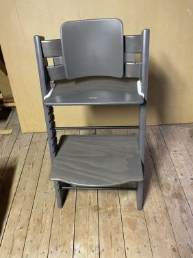 Zo goed als nieuwe Stokke Tripp Trapp meegroeistoel incl. babyset