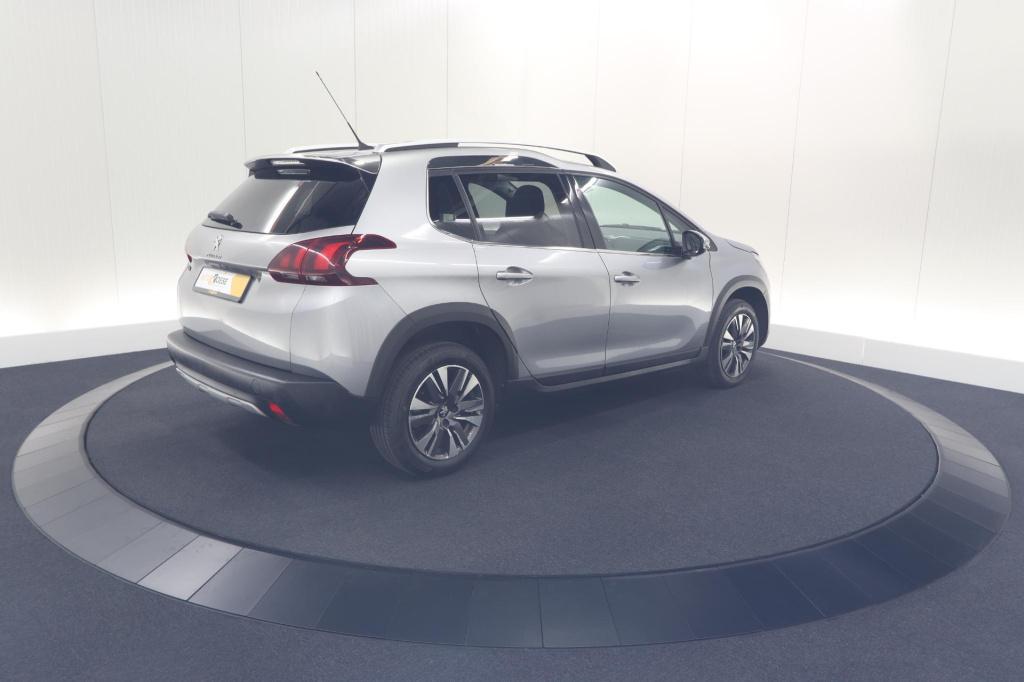 Peugeot 2008 puretech 110 allure | panoramadak | apple carplay | navigatie 