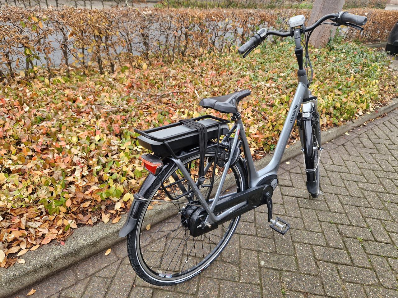 Keurig nette Gazelle C330 met Bosch middenmotor