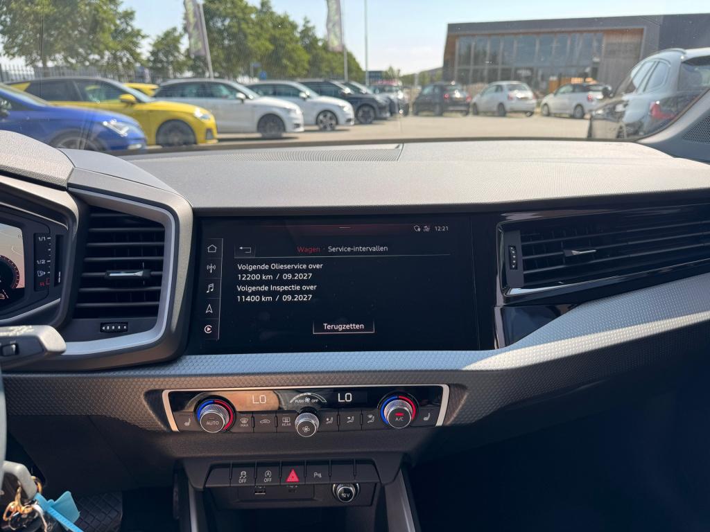 Audi A1 Sportback 30 tfsi s line * matrix led * carplay * cruise control * 