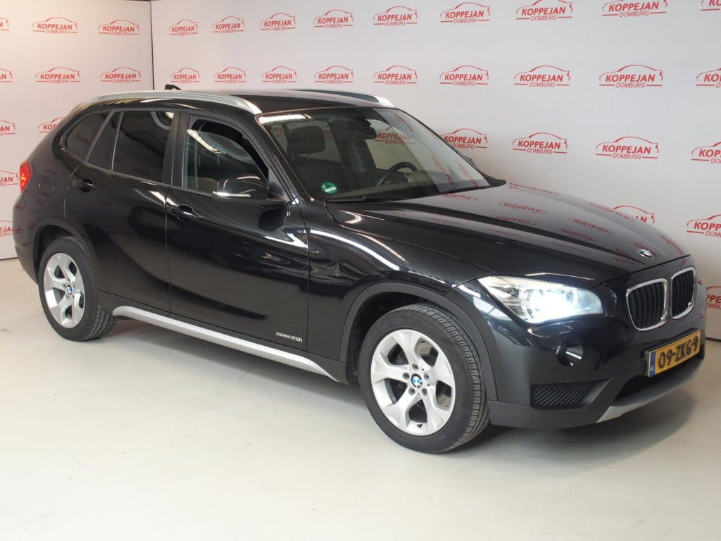 BMW X1 2.0i s drive upgrade edition nl auto, automaat, leder, xenon