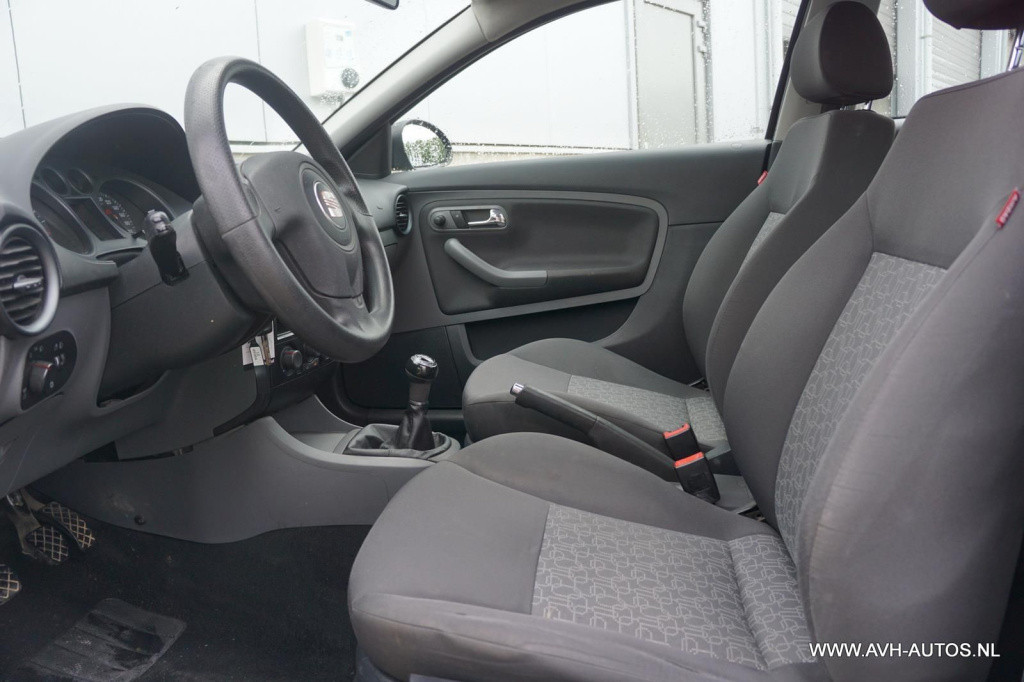 Seat Ibiza 1.4-16v trendstyle