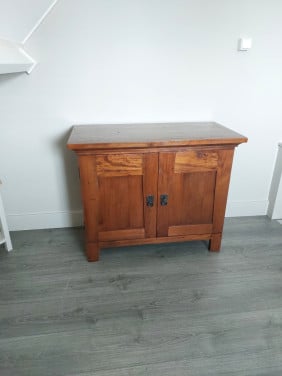 Massief tv kast