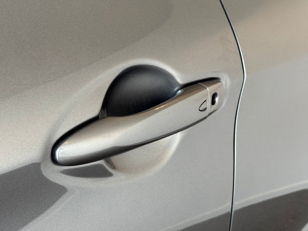 Nissan Qashqai 1.6 connect edition