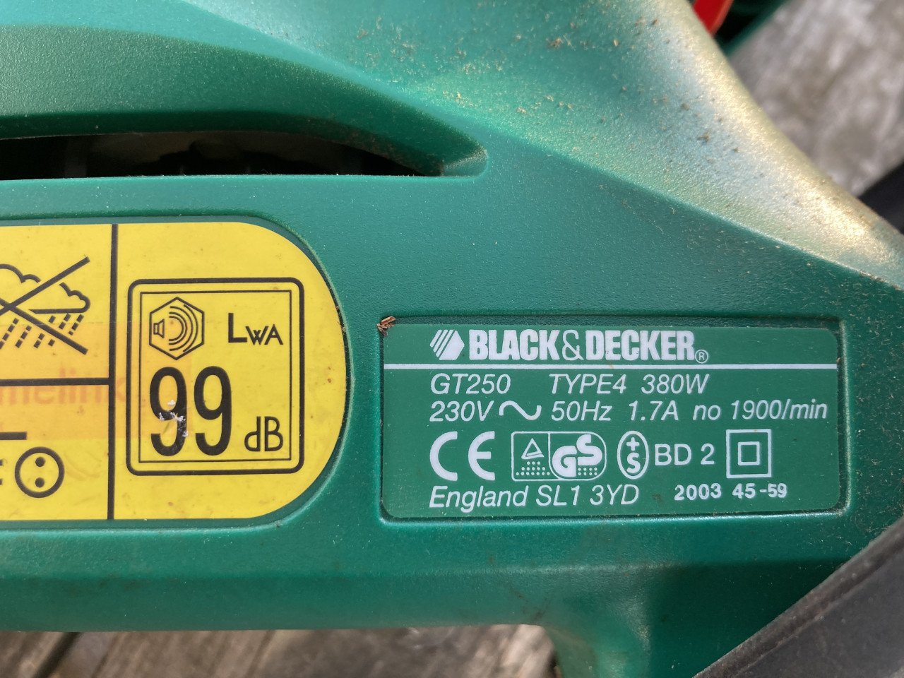 Elektrische heggenscharen