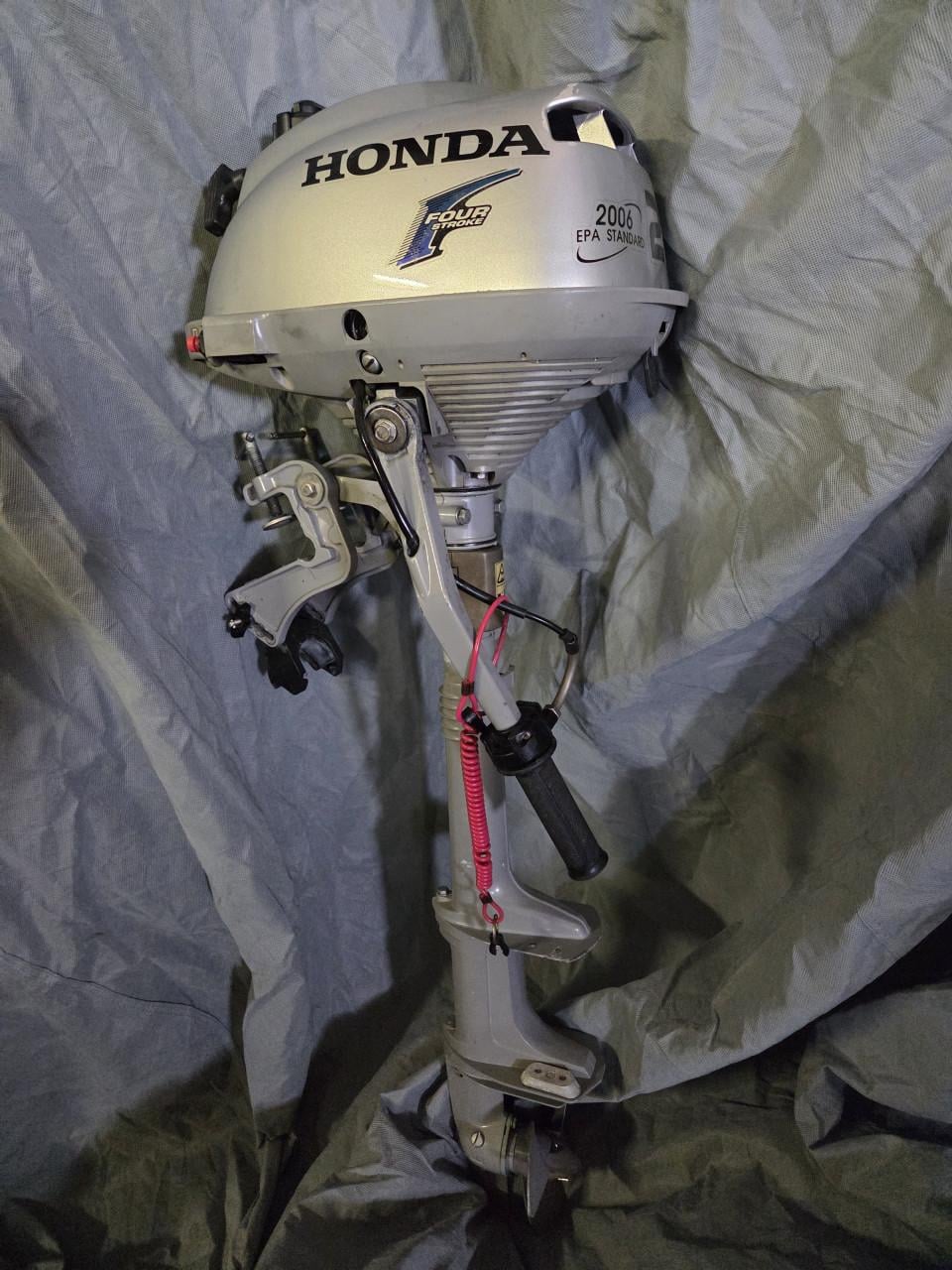 Buitenboordmotor Honda 2 pk 4takt