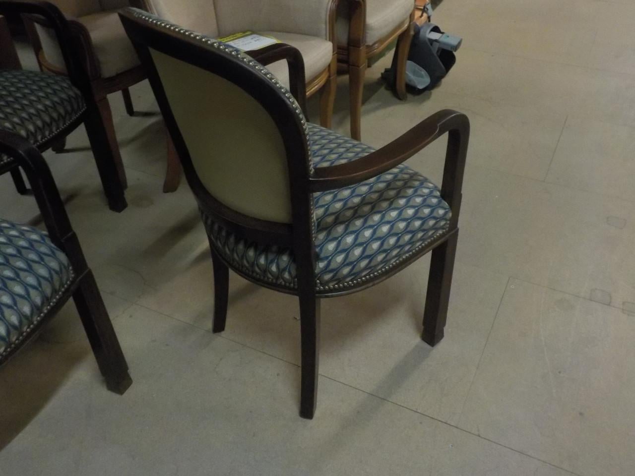 4 armleuning fauteuils in vrijwel nieuw staat