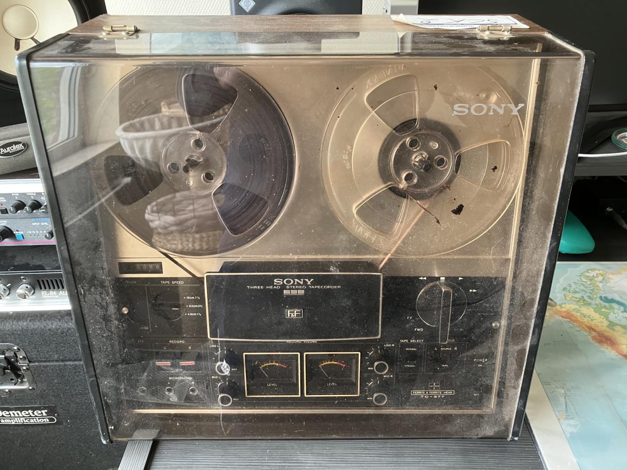Sony reel to reel tape recorder TC-377