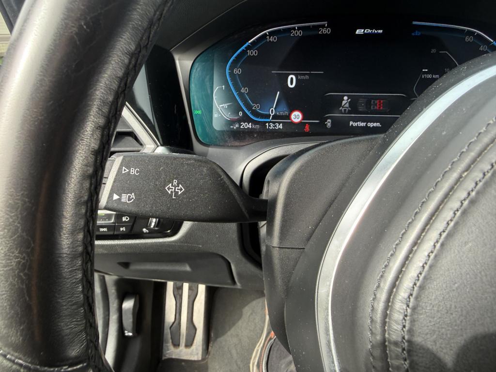 BMW 3-serie touring 330e automaat high executive m-sportpakket