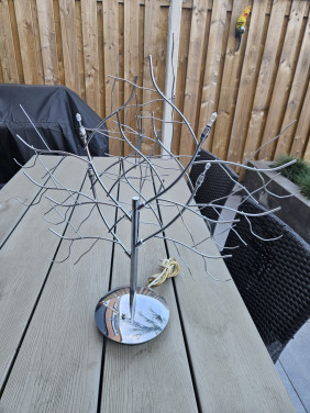 Prachtige zware design tafellamp van RVS met LED verlichting...
