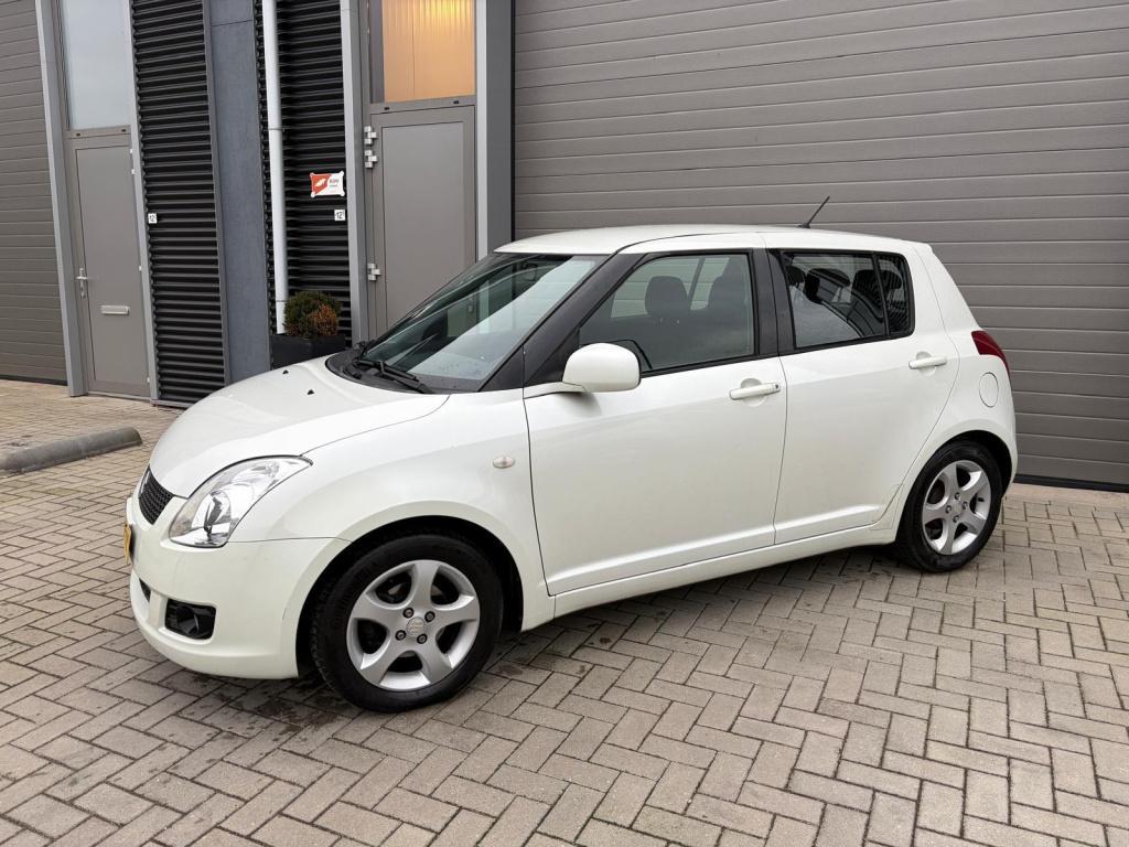 Suzuki Swift 1.3 shogun/airco/trekhaak/lichtmetaal/