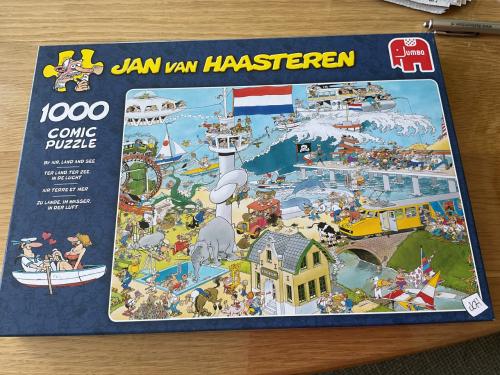 Puzzel JAN VAN HAASTEREN TER LAND, TER ZEE EN IN DE LUCHT