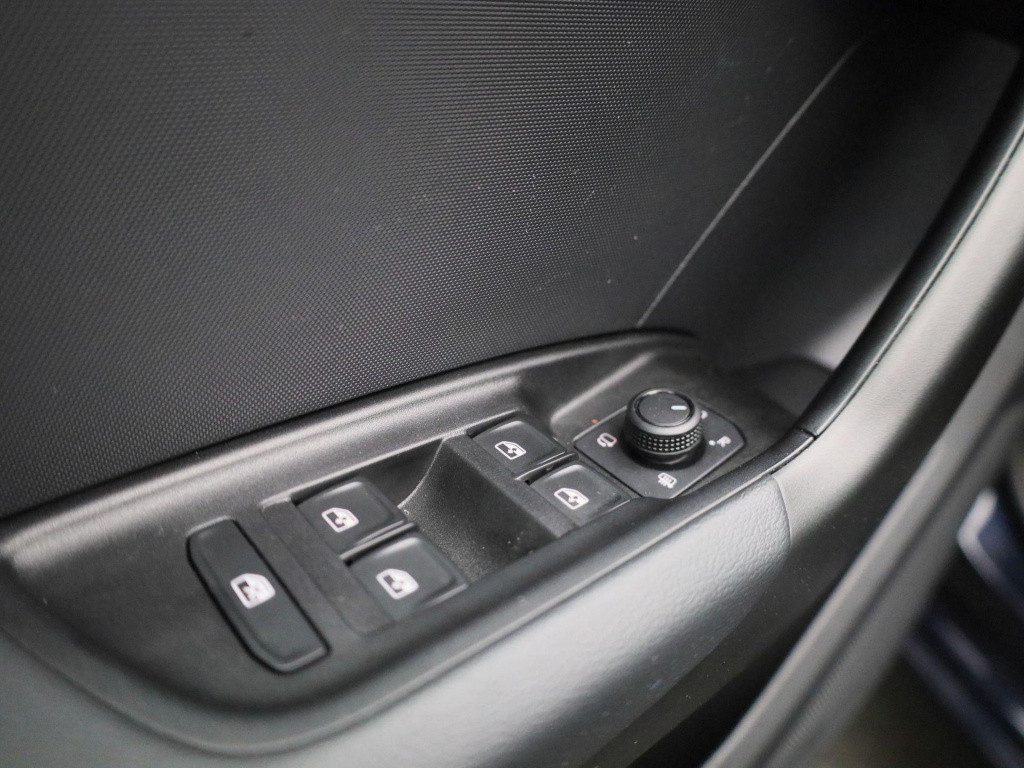 Audi A1 Sportback 30 tfsi attraction s-tronic | 110pk | navigatie | virtual