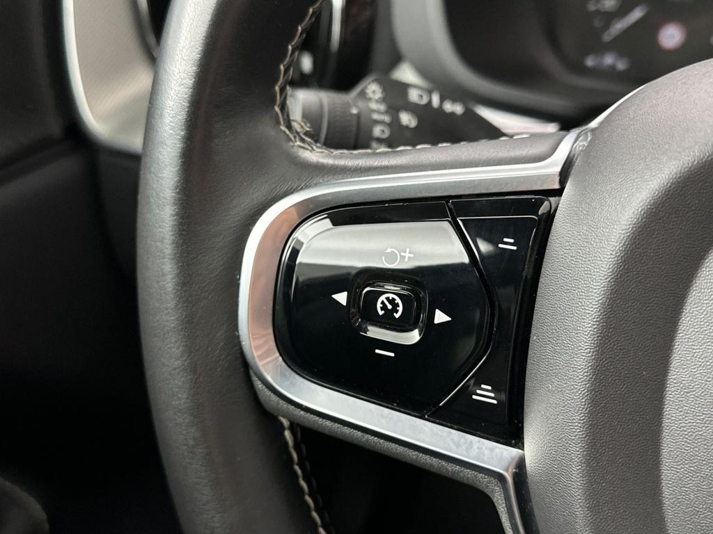 Volvo XC60 t8 390pk recharge r-design| pano| 360camera| trekhaak| h&k sound