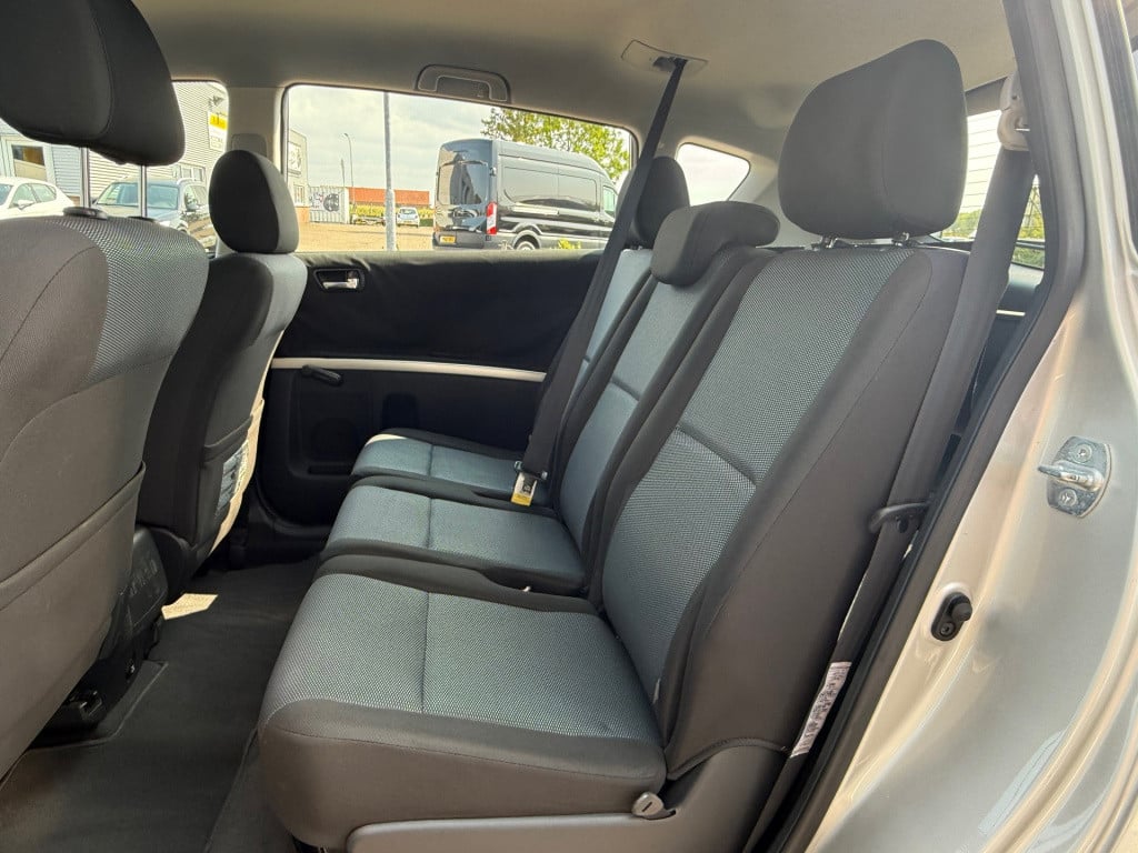 Toyota Corolla Verso 1.6 vvt-i terra