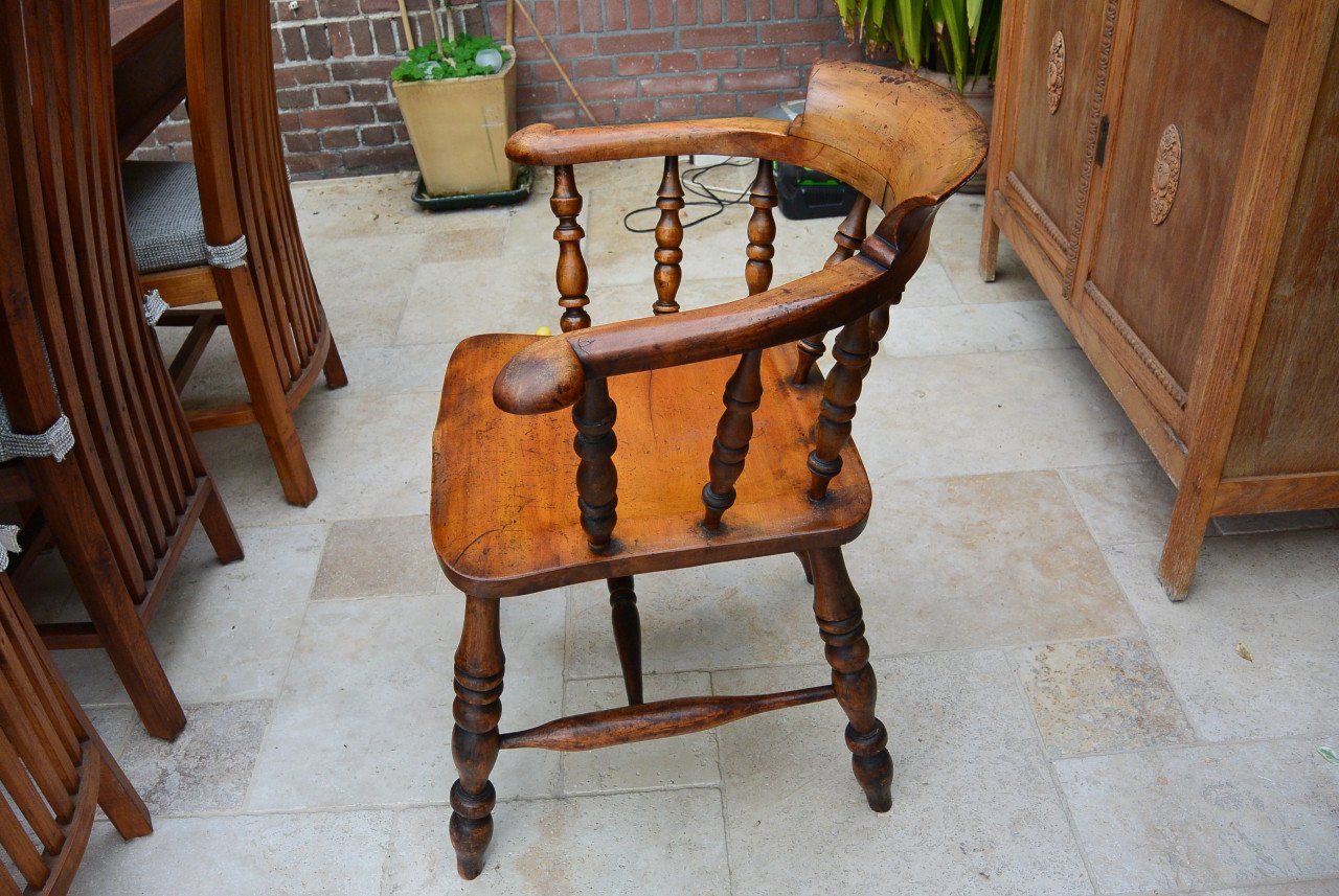 Antieke stoel