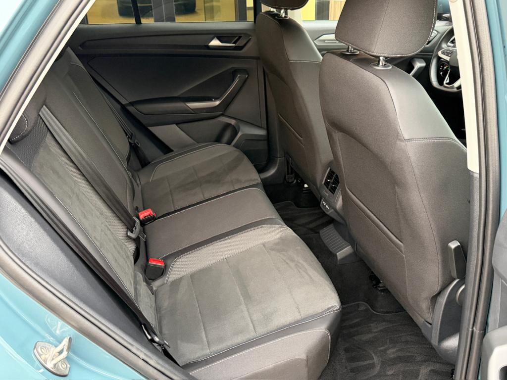 Volkswagen T-roc 1.5 tsi 150pk dsg style | navi | camera | ergo stoel | rij