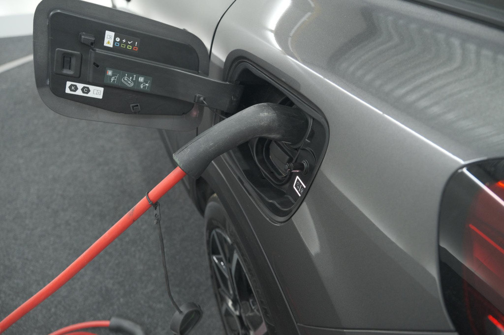 Citroen Ë-c4 feel pack 50 kwh | camera | navigatie | parkeersensoren | stoe