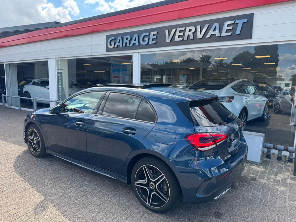 Mercedes-Benz A-Klasse 250 e business solution amg limited