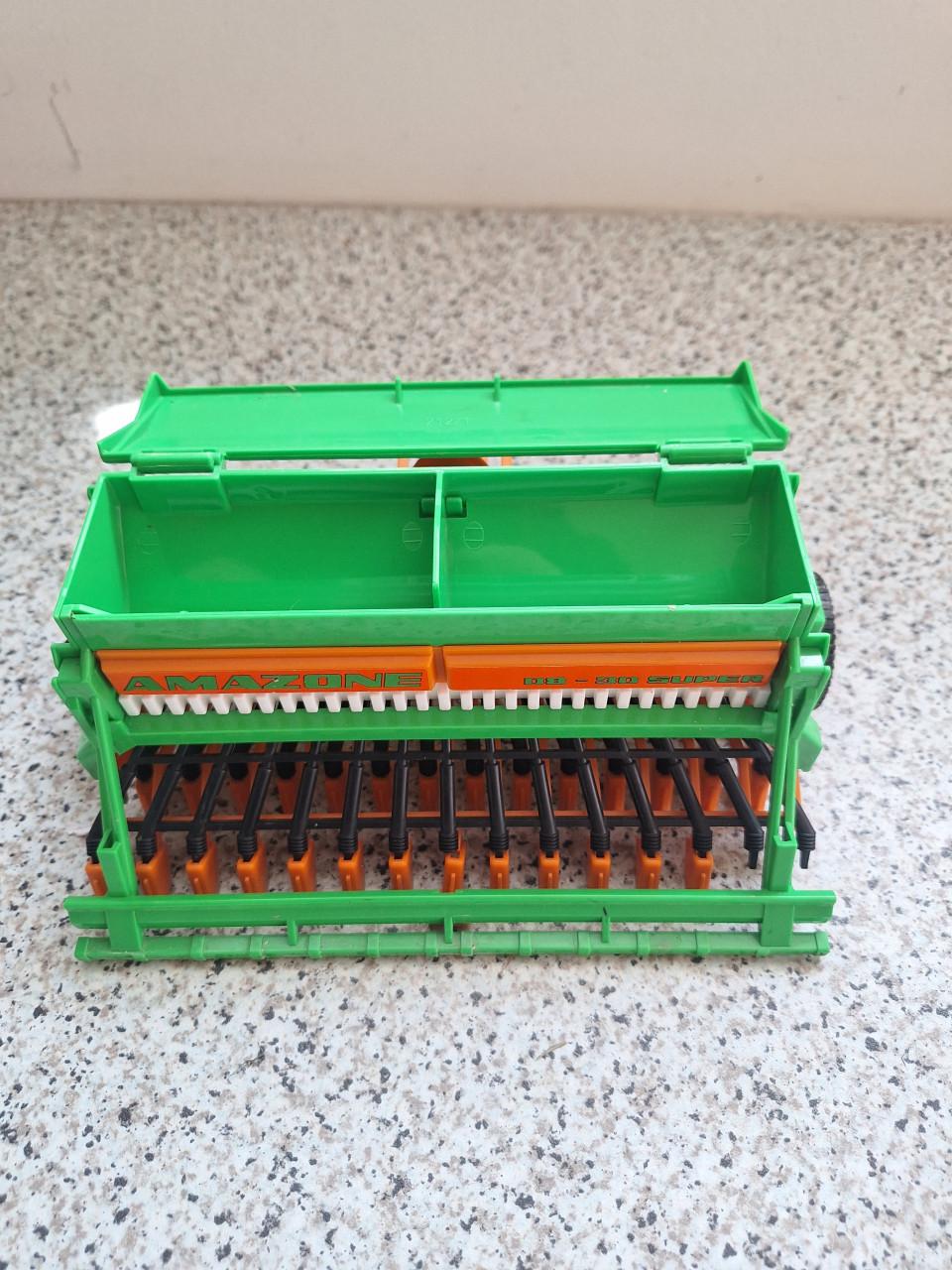 Bruder amazone zaaimachine