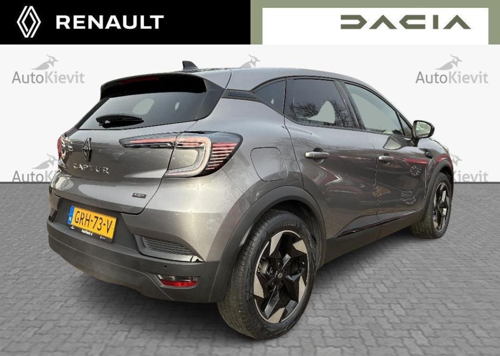 Renault Captur 1.6 e-tech full hybrid 145 techno - demo