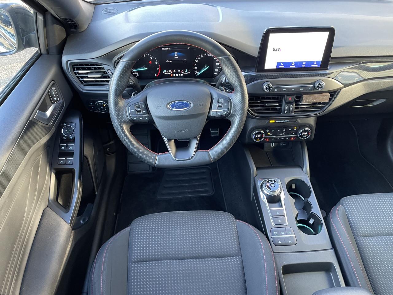 FORD FOCUS 1.0 ECOBOOST ST-LINE