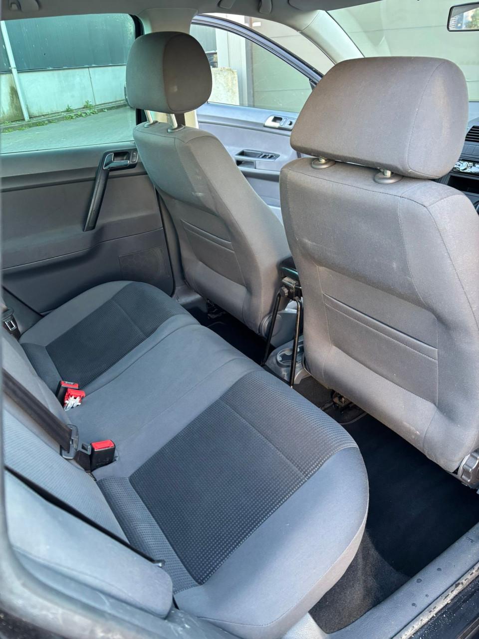 Volkswagen Polo 1.4 16V 59KW 2009 Zwart | NAP | NIEUWE APK!