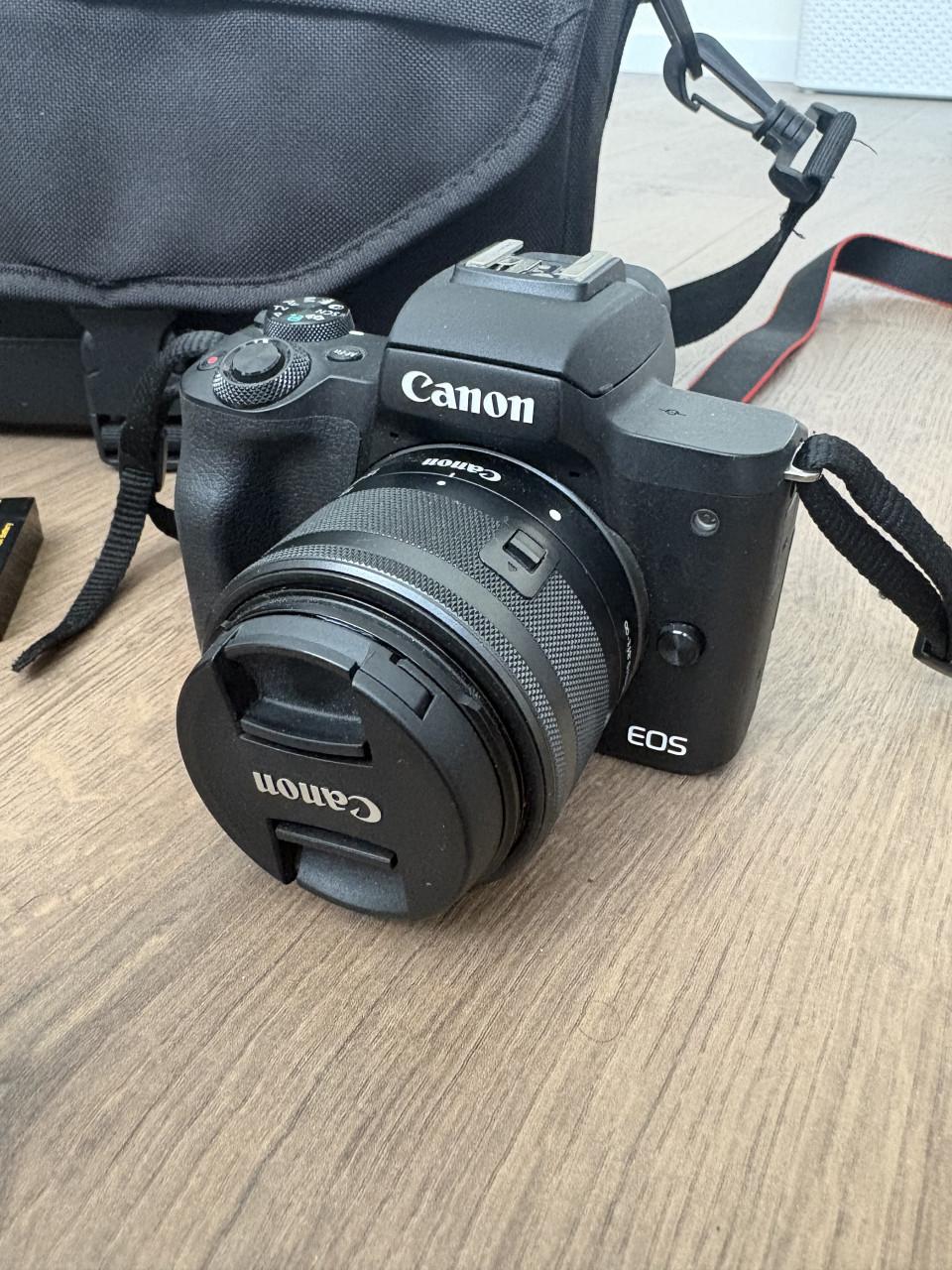 Canon EOS M50