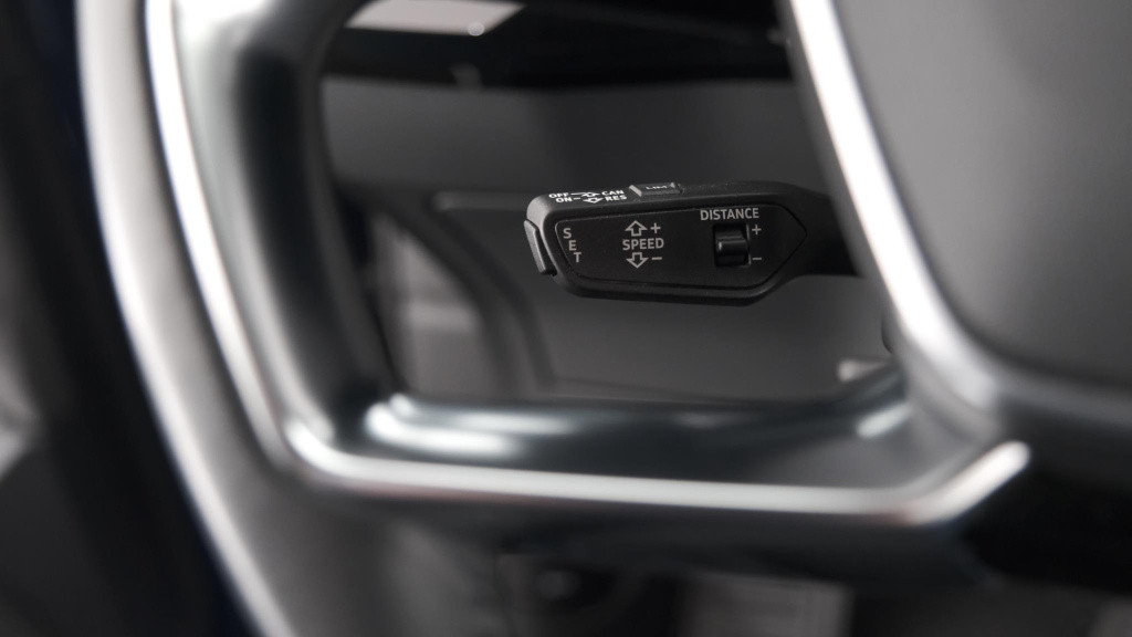 Audi E-tron sportback 55 quattro s edition 95 kwh 408 pk| head-up display |