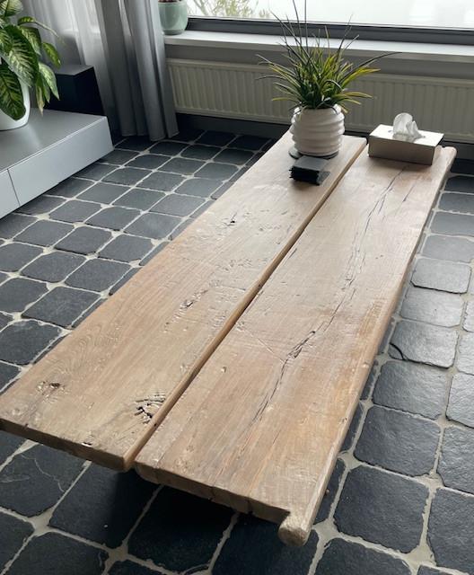 Salontafel gemaakt van Chinese raamluiken