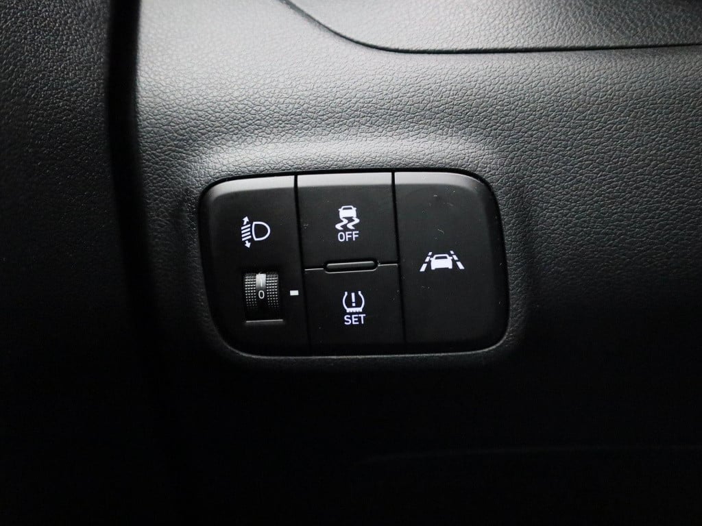 Hyundai I 10 1.0 comfort | airco | dab | cruise control | apple carplay