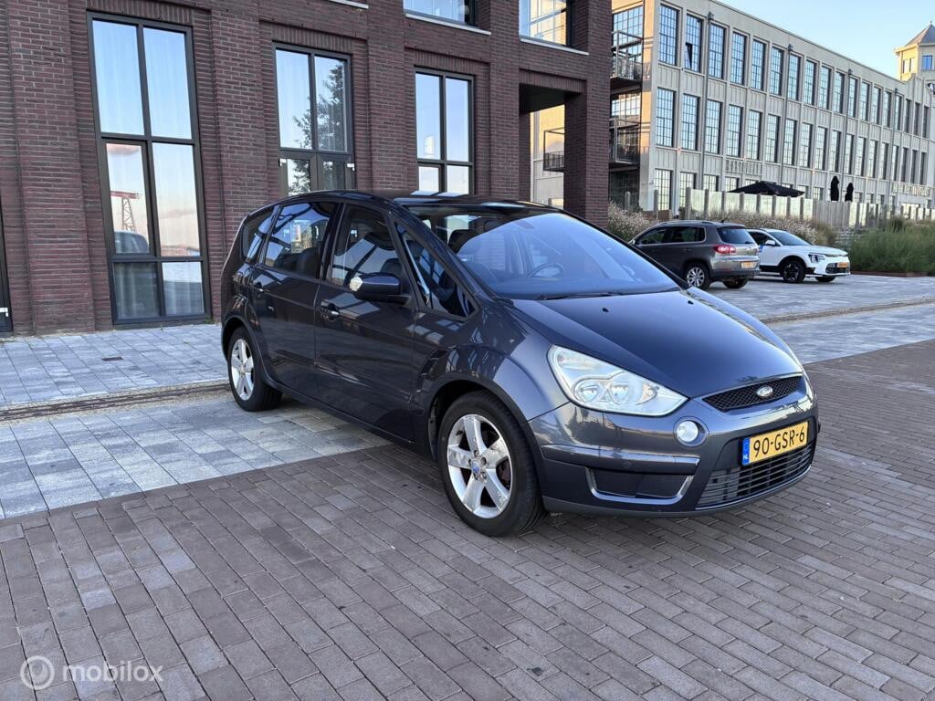 Ford S-Max 2.0 Titanium km192.477 Nap Navi Clima PDC BJ2008