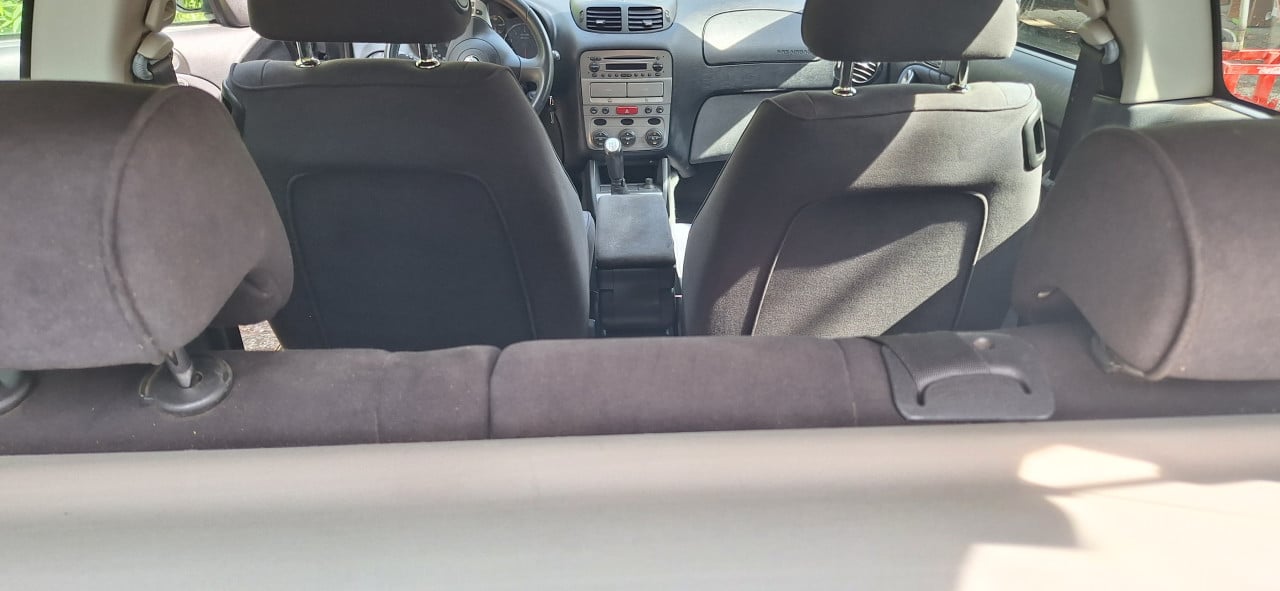 Alfa Romeo 147 2.0 ts 3 deurs, airconditioning,cruisecontrol