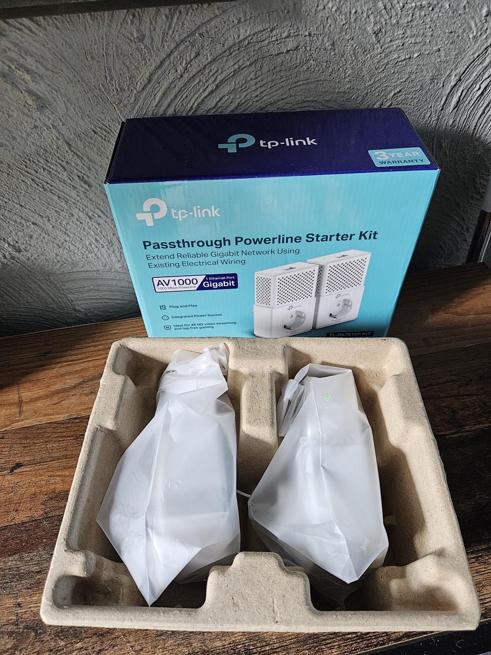 Zgan TP-Link TL-PA7010P KIT AV1000 Powerline Starter Kit