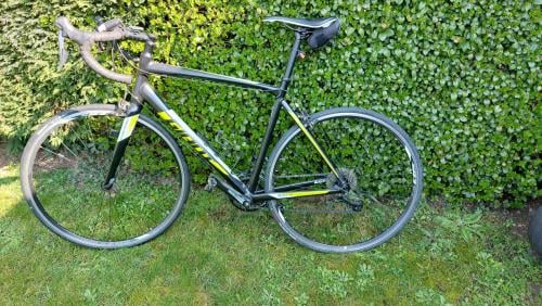 Racefiets Giant Contend