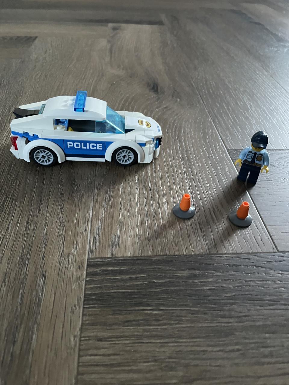 Lego City: Politiepatrouille auto 60239