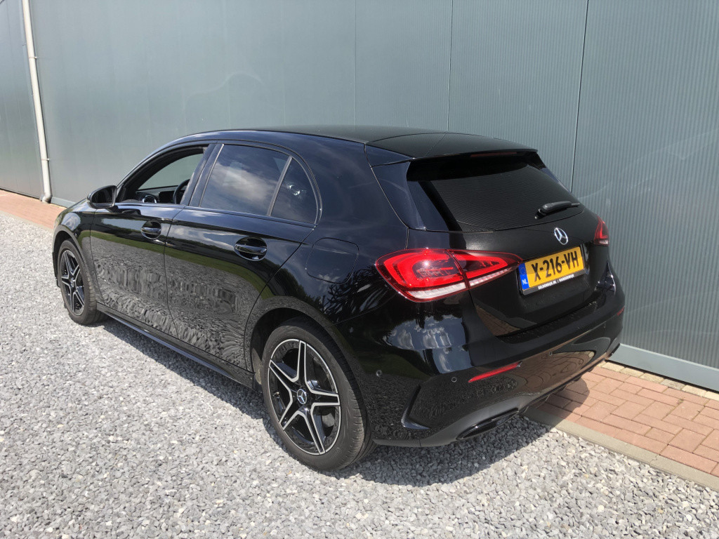 Mercedes-Benz A-Klasse 250 e business solution amg limited