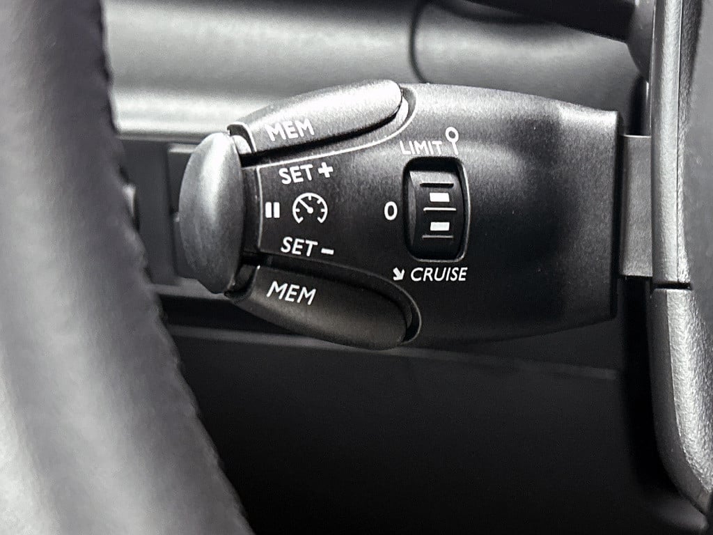 Citroen C3 110 pk automaat feel edition | rijklaar | apple carplay / androi